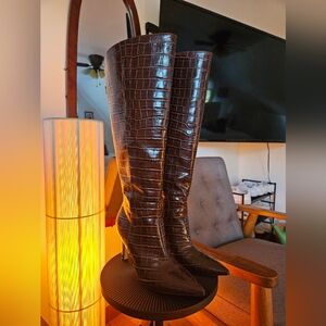 Nine West Napts Dress Boots - Brown Crocodile - Size 6.5 (wide calf)